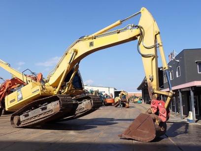 Komatsu 