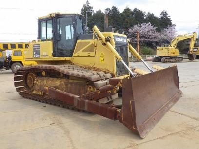 Komatsu 