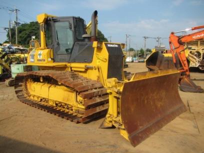Komatsu 