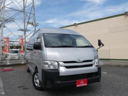 Toyota HIACE COMMUTER