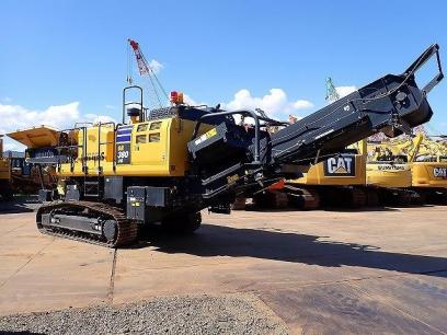 Komatsu 