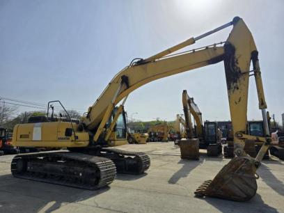 Komatsu 