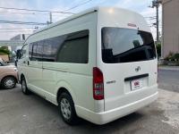 Toyota HIACE COMMUTER