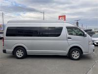 Toyota HIACE COMMUTER
